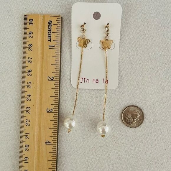 Goldtone Butterfly Earrings w/Rhinestones and Dangling Pearls Beads by Jin na la - Picture 3 of 3